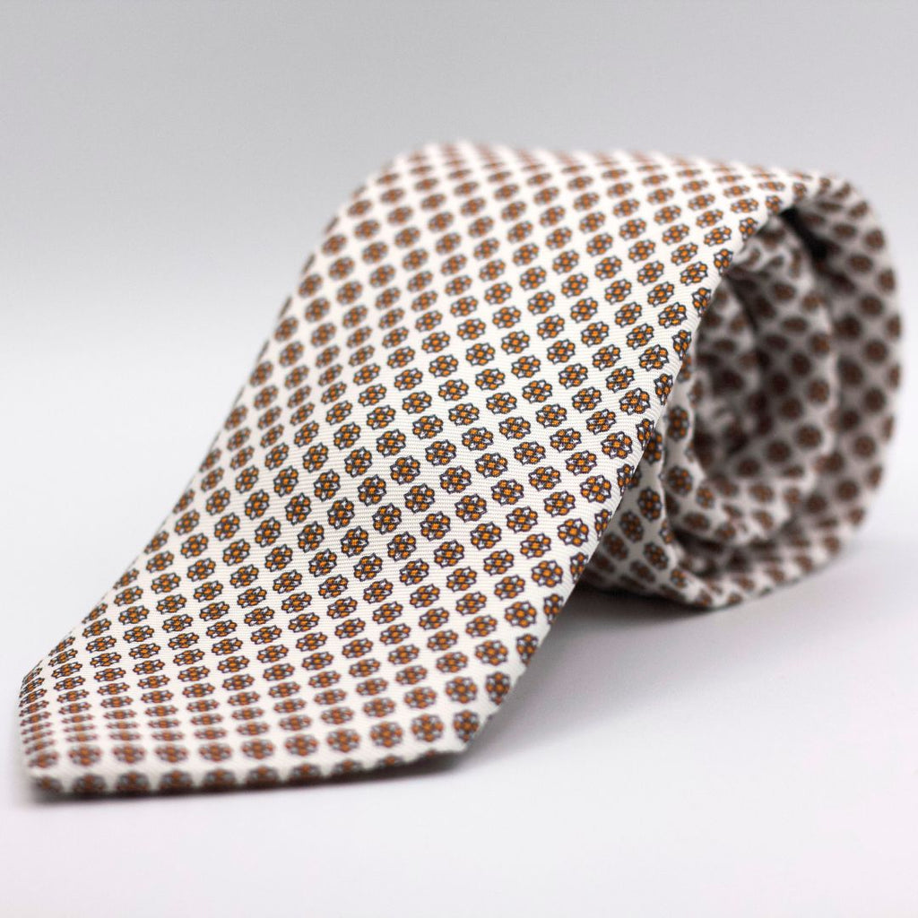 Holliday & Brown for Cruciani & Bella 100% printed Silk Self Tipped White, Orange motif tie Handmade in Italy 8 cm x 150 cm