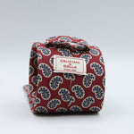 Cruciani &amp; Bella

60% Linen, 40% Silk&nbsp;
Italian fabric

Unlined tie
Red, Blue and Light Beige printed motif tie
Handmade in Italy
8 cm x 150 cm
#10080