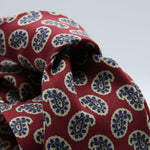 Cruciani &amp; Bella

60% Linen, 40% Silk&nbsp;
Italian fabric

Unlined tie
Red, Blue and Light Beige printed motif tie
Handmade in Italy
8 cm x 150 cm
#10080