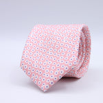 Cruciani &amp; Bella
100% Silk
Self-Tipped
Pink, White and Purple Motif Tie
Handmade and Printed in &nbsp;Italy
English Archive Motif
8 cm x 150 cm
#10090