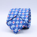 Cruciani &amp; Bella
100% Silk
Self-Tipped
Royal Blue, Light Red, White and Light Blue Motif Tie
Handmade and Printed in &nbsp;Italy
English Archive Motif
8 cm x 150 cm
#10093