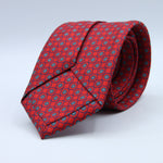 Cruciani &amp; Bella
100% Silk
Self-Tipped
Red,Blue and White Motif Tie
Handmade and Printed in &nbsp;Italy
English Archive Motif
8 cm x 150 cm
#10095