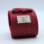 Cruciani &amp; Bella
100% Silk
Self-Tipped
Red,Blue and White Motif Tie
Handmade and Printed in &nbsp;Italy
English Archive Motif
8 cm x 150 cm
#10095