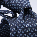 Cruciani &amp; Bella
100% Woven Jacquard Silk
Self-Tipped
Blue, Light Blue and White Motif Tie
Made in Italy
8 x 150 cm
#10105