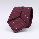 Cruciani &amp; Bella
100% Woven Jacquard Silk
Self-Tipped
Red Wine and White Motif Tie
Made in Italy
8 x 150 cm
#10107