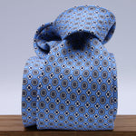 Cruciani &amp; Bella
100% Printed Silk

Self-Tipped
Light Blue, White, Blue and Orange motif Tie&nbsp;
Handmade in Rome, Italy.

8,5 cm x 152 cm
#10161
