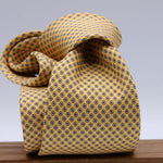 Cruciani &amp; Bella
100% Printed Silk

Self-Tipped
Yellow, White and Blue motif Tie&nbsp;
Handmade in Rome, Italy.

8,5 cm x 152 cm
#10162