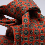 Cruciani &amp; Bella
100% Printed Silk

Self-Tipped
Orange and Green motif Tie&nbsp;
Made in Rome, Italy.

8 cm x 150 cm
#10207