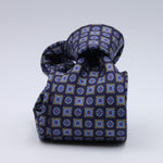 Cruciani &amp; Bella
100% Printed Silk

Self-Tipped
Dark Blue, Light Blue and Red motif Tie&nbsp;
Made in Rome, Italy.

8 cm x 150 cm
#10209