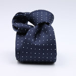 Cruciani &amp; Bella
100% Woven Jacquard Silk
Self-Tipped
Dark Blue and White Flowers Motif Tie
Made in Italy
8 x 150 cm
#10216
