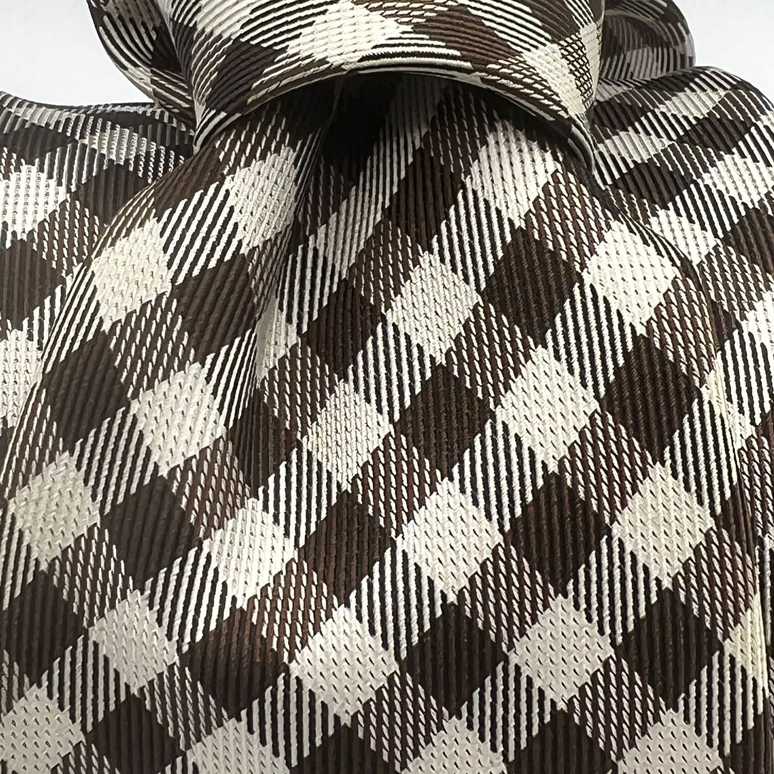 Drake's -  Wowen Silk -  White and Brown Cheek  Tie 