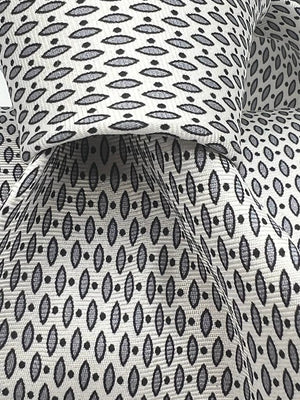 Cruciani & Bella 100% Printed Silk  Tipped White, Grey and Black Motif Handmade in Italy 8,5 cm x 148 cm New Old Stock