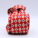 Cruciani &amp; Bella
100% Silk
Self-Tipped
Red, Green, White and Blue Motif Tie
Handmade and Printed in &nbsp;Italy
English Archive Motif
8 cm x 150 cm
#9681
