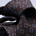 Cruciani &amp; Bella
100% Silk
Self-Tipped
Brown, Blue and Light Blue Motif Tie
Handmade and Printed in &nbsp;Italy
English Archive Motif
8 cm x 150 cm
#9713