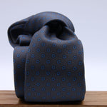 Cruciani &amp; Bella
100% Silk
Self-Tipped
Grey and Royal Blue Motif Tie
Handmade and Printed in &nbsp;Italy
English Archive Motif
8,5 cm x 150 cm
#9731