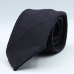 Cruciani &amp; Bella
100% Shetland Wool

Dark Blue Plain Color
Unlined Tie
Handmade in Italy
#9799
Suggested knot: Four-in-hand