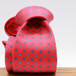 Cruciani &amp; Bella
100% Printed Silk

Self-Tipped
Red, Blue and Light Blue motif Tie&nbsp;
Handmade in Rome, Italy.

8 cm x 150 cm
#9830