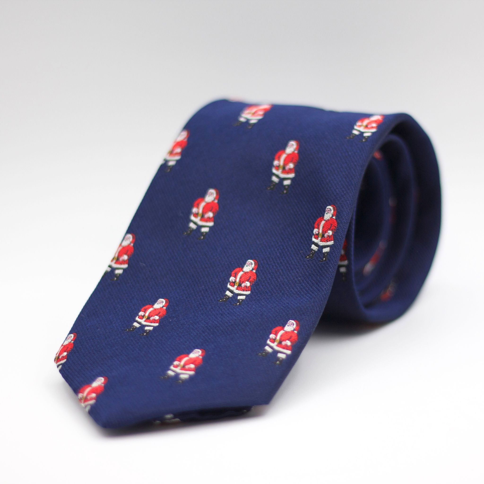 Cruciani & Bella 100% silk Tipped Blue, Santa Claus embroidery motif Tie Made in England 8 cm x 150 cm