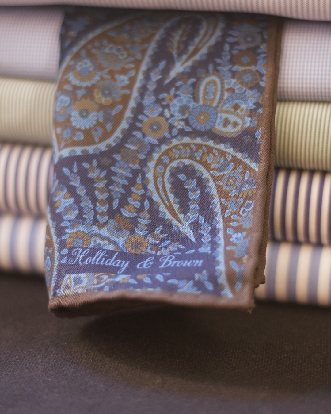 Holliday & Brown Hand-rolled   Holliday & Brown for Cruciani & Bella 100% Silk Blue and Brown Double Faces Patterned  Motif  Pocket Square Handmade in Italy 32 cm X 32 cm