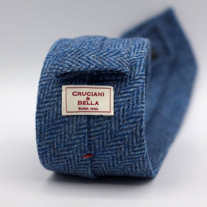 Cruciani & Bella 100% Shetland Tweed  Unlined Hand rolled blades Blue and Light Blue Herringbone tie Handmade in Italy Fabric Made in England 8 cm x 150 cm Suggested knot: 4 in hand