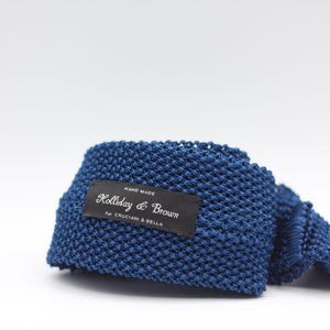 Holliday & Brown  100% Knitted Silk Handmade in Como, Italy Cobalt blue tie 6 cm x 145 cm