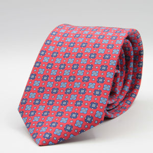 Cruciani &amp; Bella
100% Printed Silk

Self-Tipped
Red, Blue, Light Blue and White Motif Tie&nbsp;
Handmade in Rome, Italy.

8 cm x 150 cm
#9297