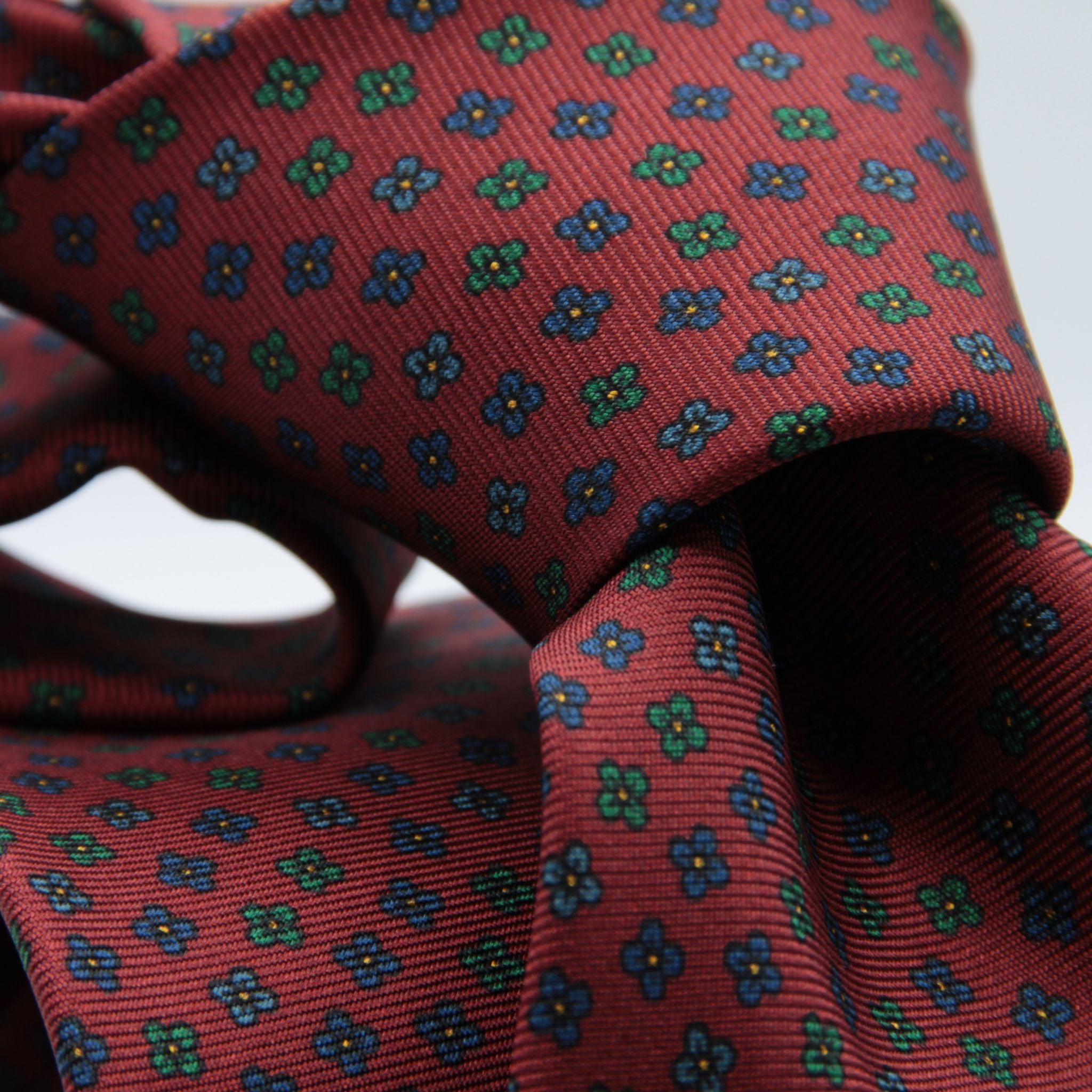 Cruciani &amp; bella&nbsp; 100% Printed Silk Self-Tipped Red Wine, Blue and Green Small Printed Flowers Designs Handmade in Italy 8 x 150 cm #8915