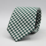 Cruciani &amp; Bella

100% Woven Jacquard silk
Tipped
3-Folds High
Forrest Green Houndstooth Tie
Handmade in Como, Italy
8 cm x 150 cm
#7724