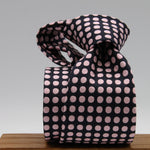 Cruciani &amp; Bella

100% Woven Jacquard silk
Tipped

Dark Blue and Pink "Winston's Spot" Tie
Handmade in Como, Italy
8 cm x 150 cm
#8801