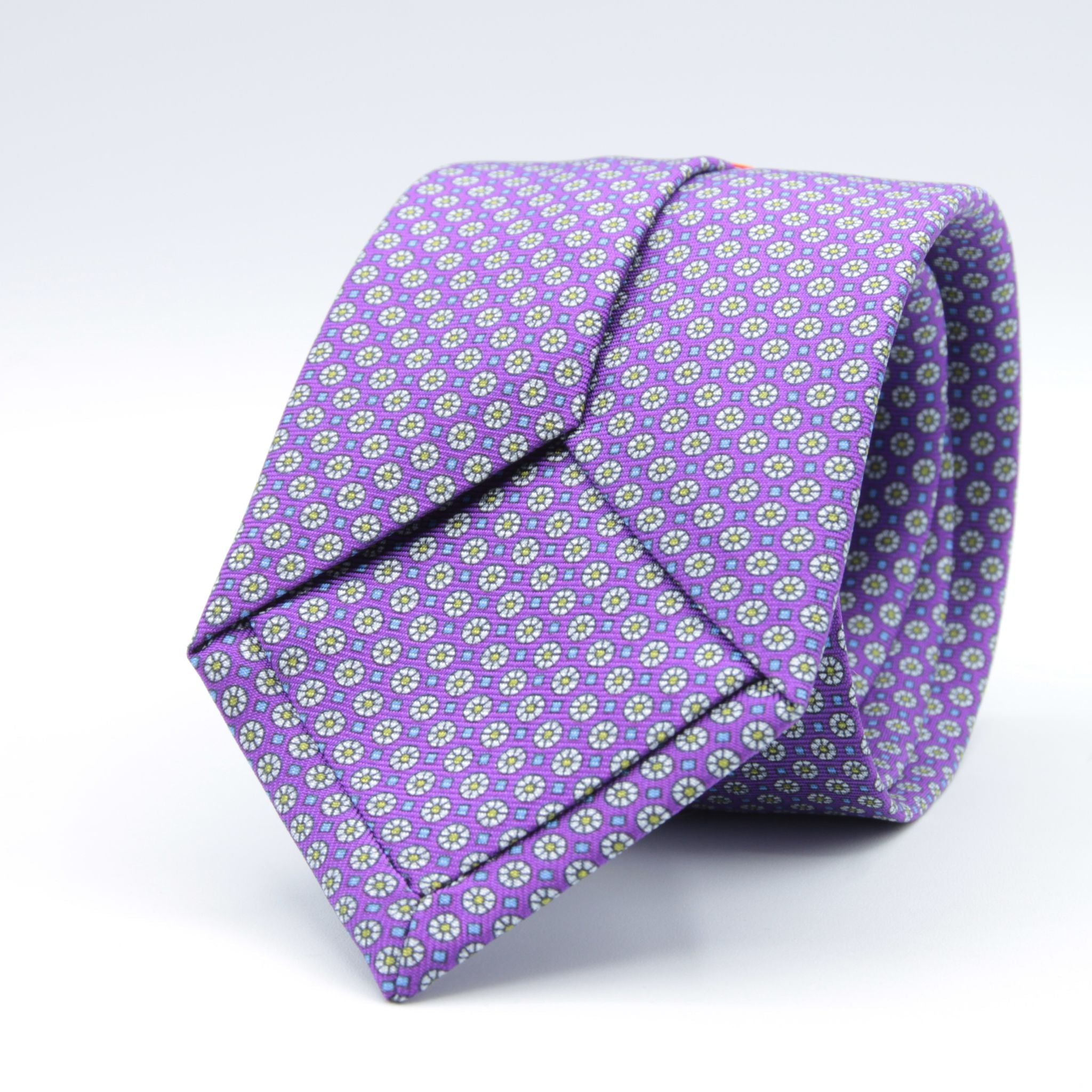 Cruciani &amp; Bella
100% Printed Silk

Self-Tipped
Violet, Off-White, Green and Light Blue Motif Tie&nbsp;
Handmade in Rome, Italy.

8 cm x 150 cm
#9285