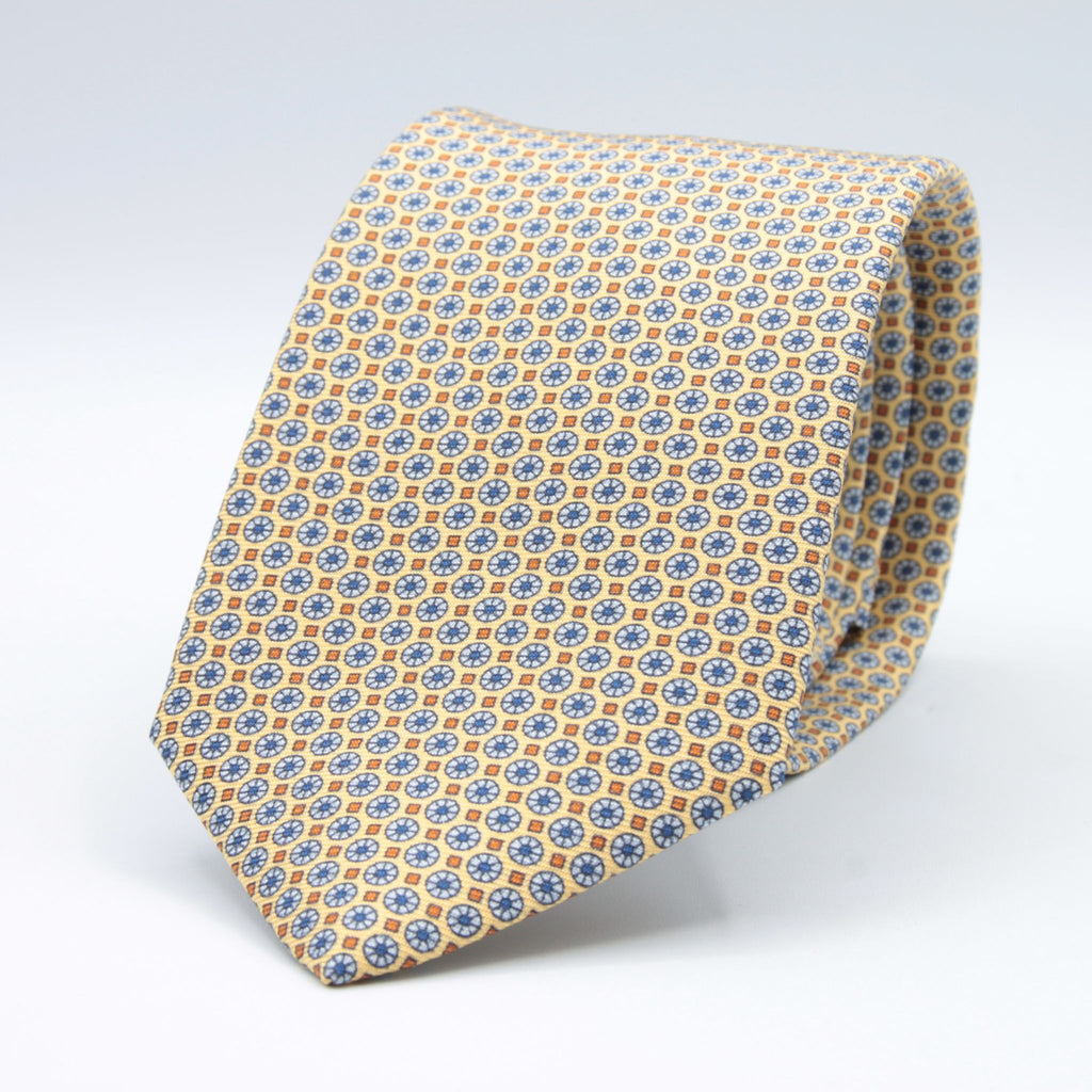 Cruciani &amp; Bella
100% Printed Silk

Self-Tipped
Yellow, Light Blue and Orange Motif Tie&nbsp;
Handmade in Rome, Italy.

8 cm x 150 cm
#9286