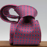 Cruciani &amp; Bella
100% Printed Silk

Self-Tipped
Light red, Light Blue and White Motif Tie&nbsp;
Handmade in Rome, Italy.

8 cm x 150 cm
#9291