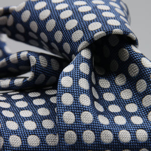 Cruciani &amp; Bella

100% silk
Tipped

Cobalt Blue "Winston's Spot" tie
Handmade in Como, Italy
8 cm x 150 cm
#7720