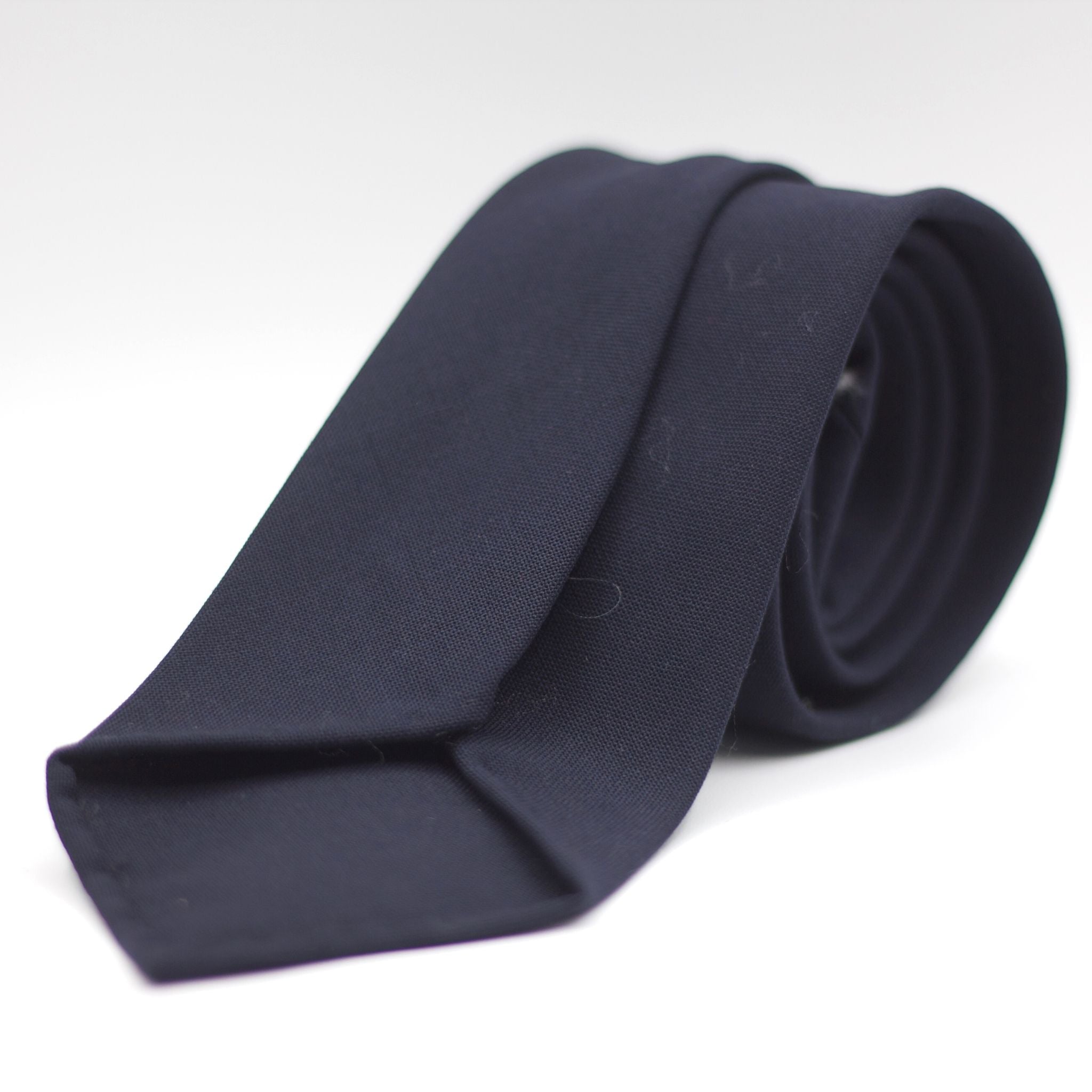 Cruciani & Bella - Hardy Minnis Fresco III, 2 Ply - Dark Navy Unlined tie