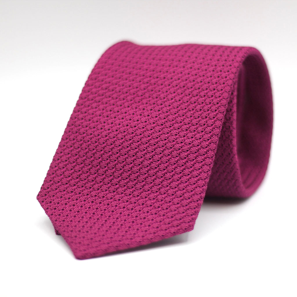 Cruciani & Bella 100% Silk Grenadine Garza Grossa Woven in Italy Tipped Dark Pink unlined tie Handmade in Italy 8 cm x 150 cm