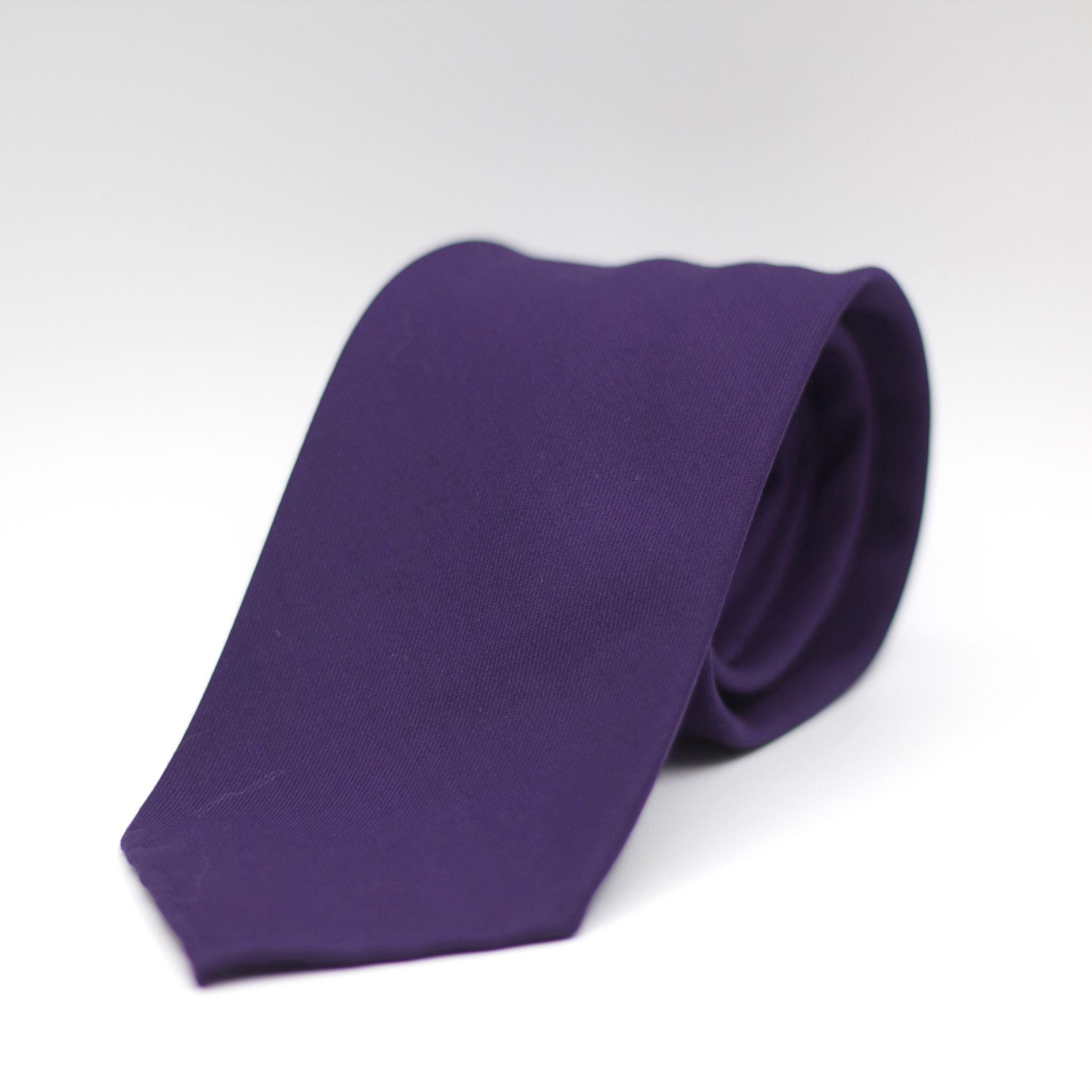 Cruciani & Bella 100% Tasmania  Wool Unlined Hand rolled blades Dark Purple Unlined Tie Handmade in Italy 8 cm x 150 cm