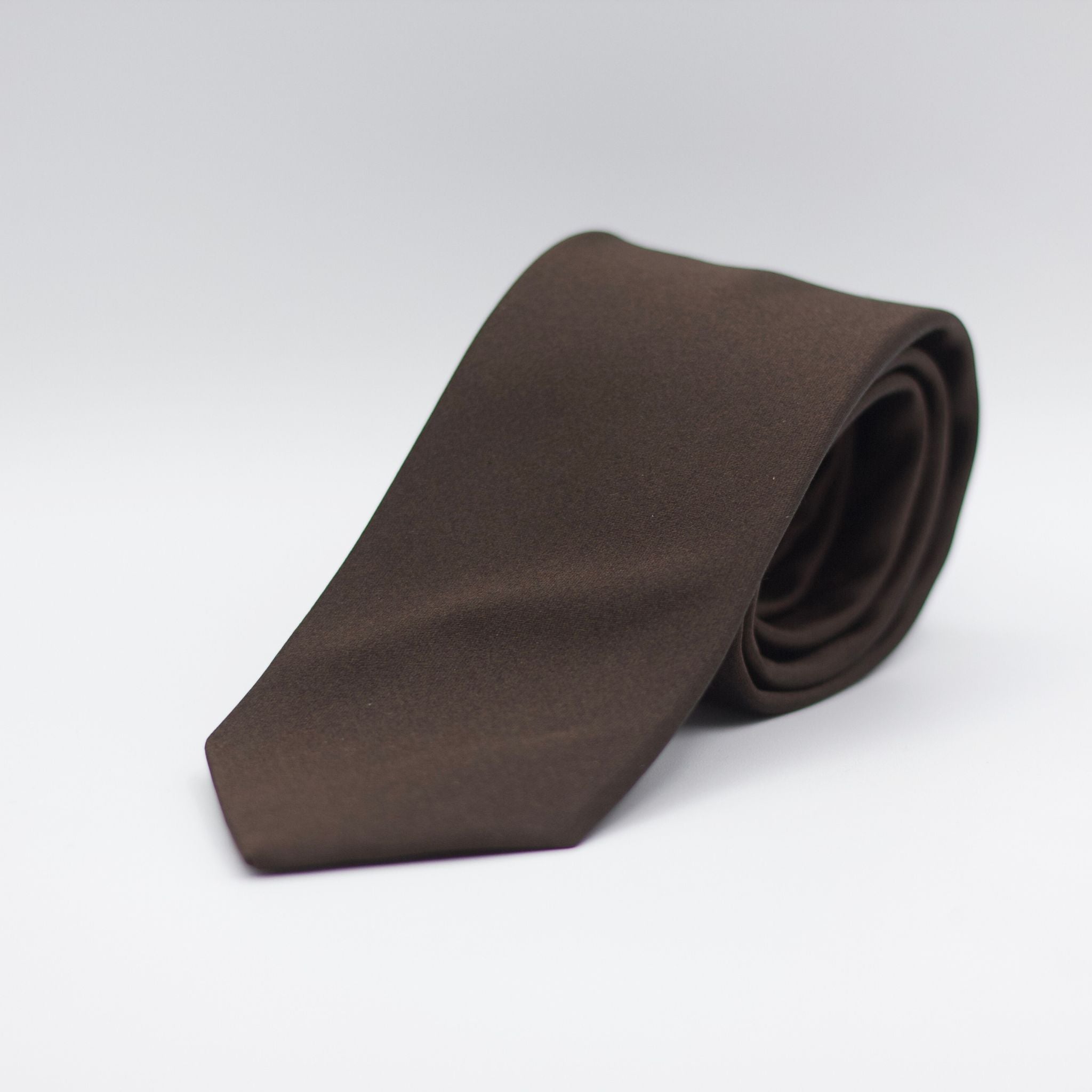 Drake's for Cruciani e Bella 100%&nbsp; Woven Satin Silk Tipped Dark Brown Handmade in London, England 7 cm x 148 cm