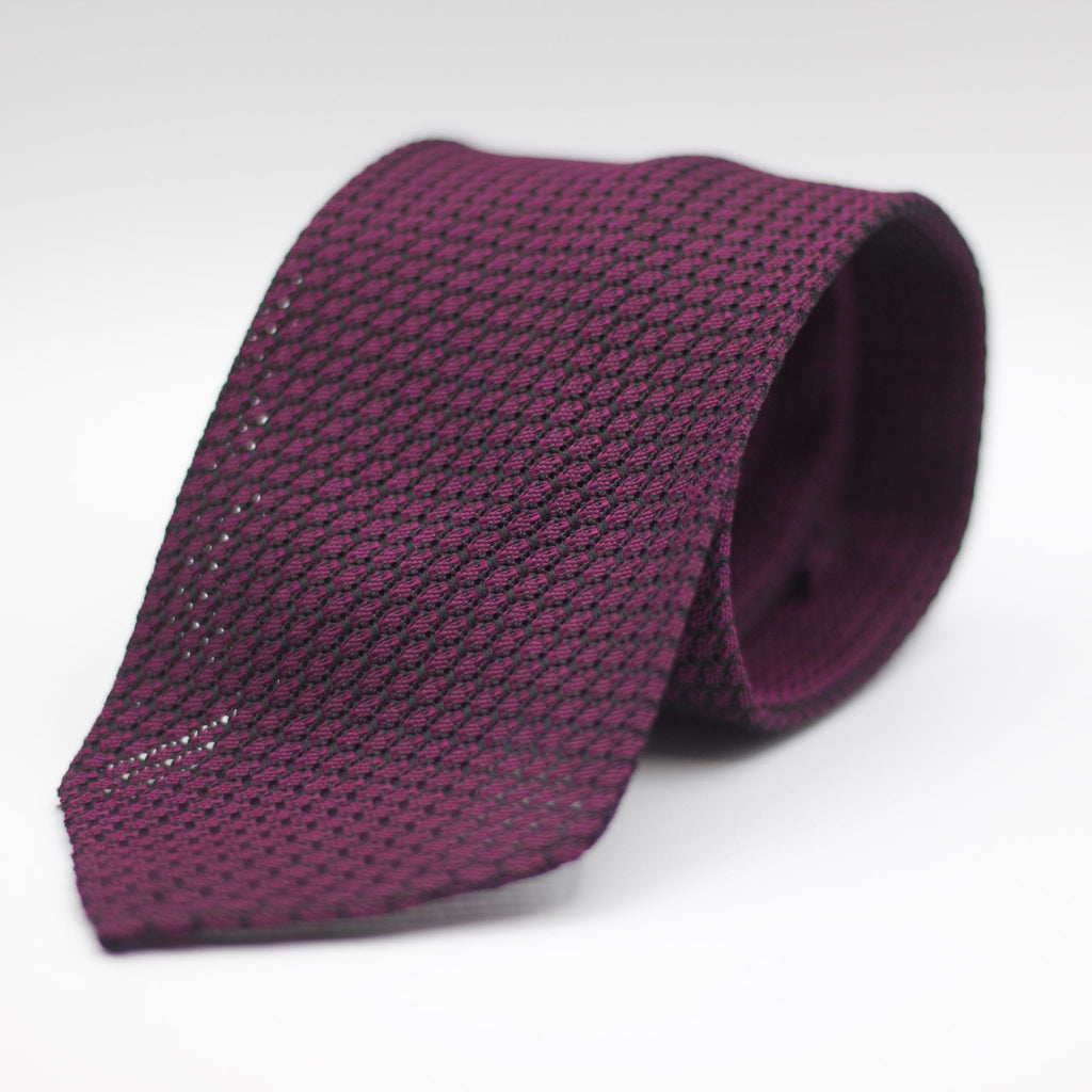 Cruciani & Bella 100% Silk Grenadine Garza Grossa Woven in Italy Unlined Hand rolled blades Purple and black tie Handmade in Italy 8 cm x 150 cm