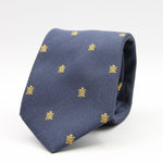 Cruciani &amp; Bella per Gentlemen Drivers
100% Woven Jacquard Silk
Tipped
Blue, Gold Crest Tie
Handmade in Italy
8 cm x 150 cm
#9205