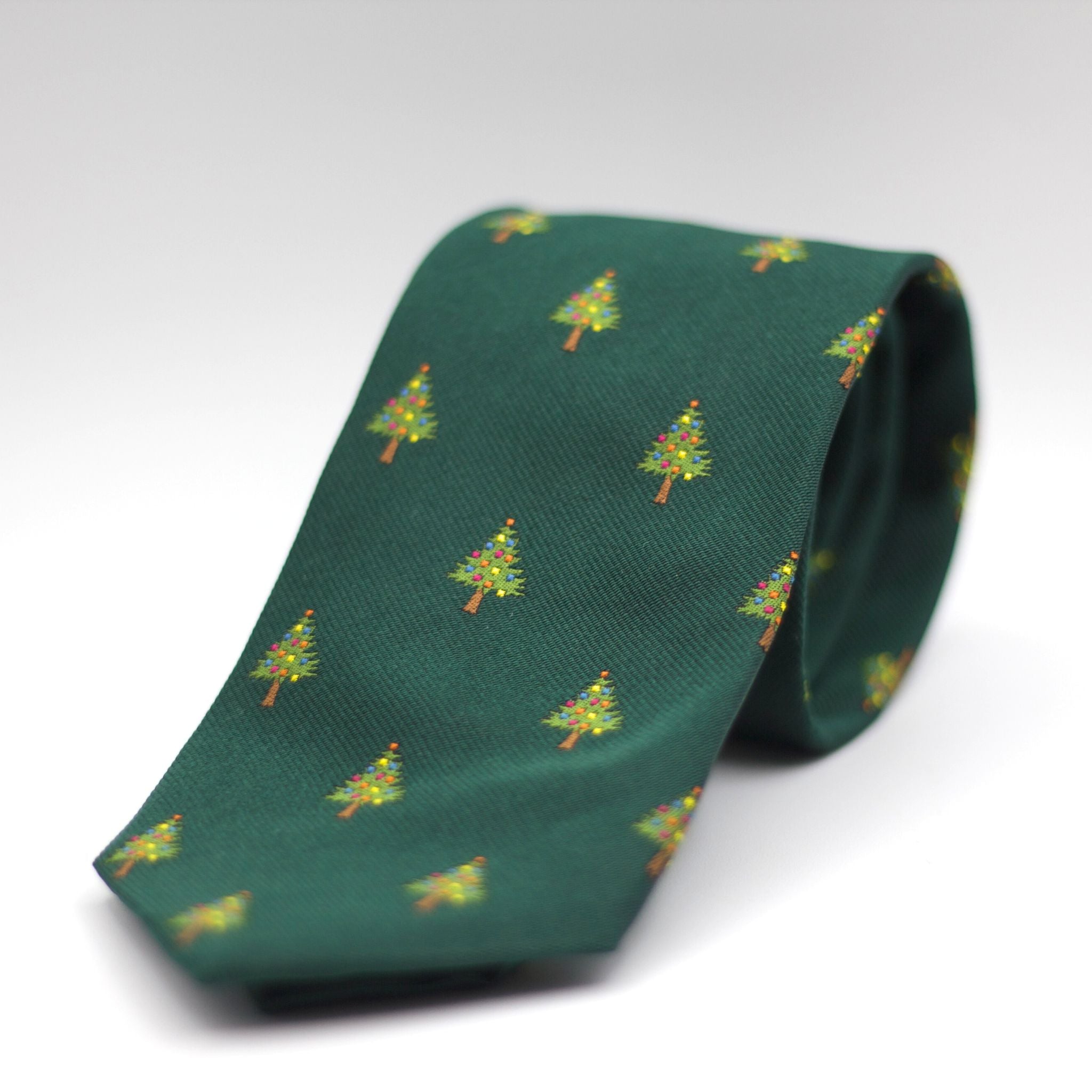 Cruciani & Bella 100% silk Tipped Green, Christmas Trees  embroidery motif Tie Made in England 8 cm x 150 cm