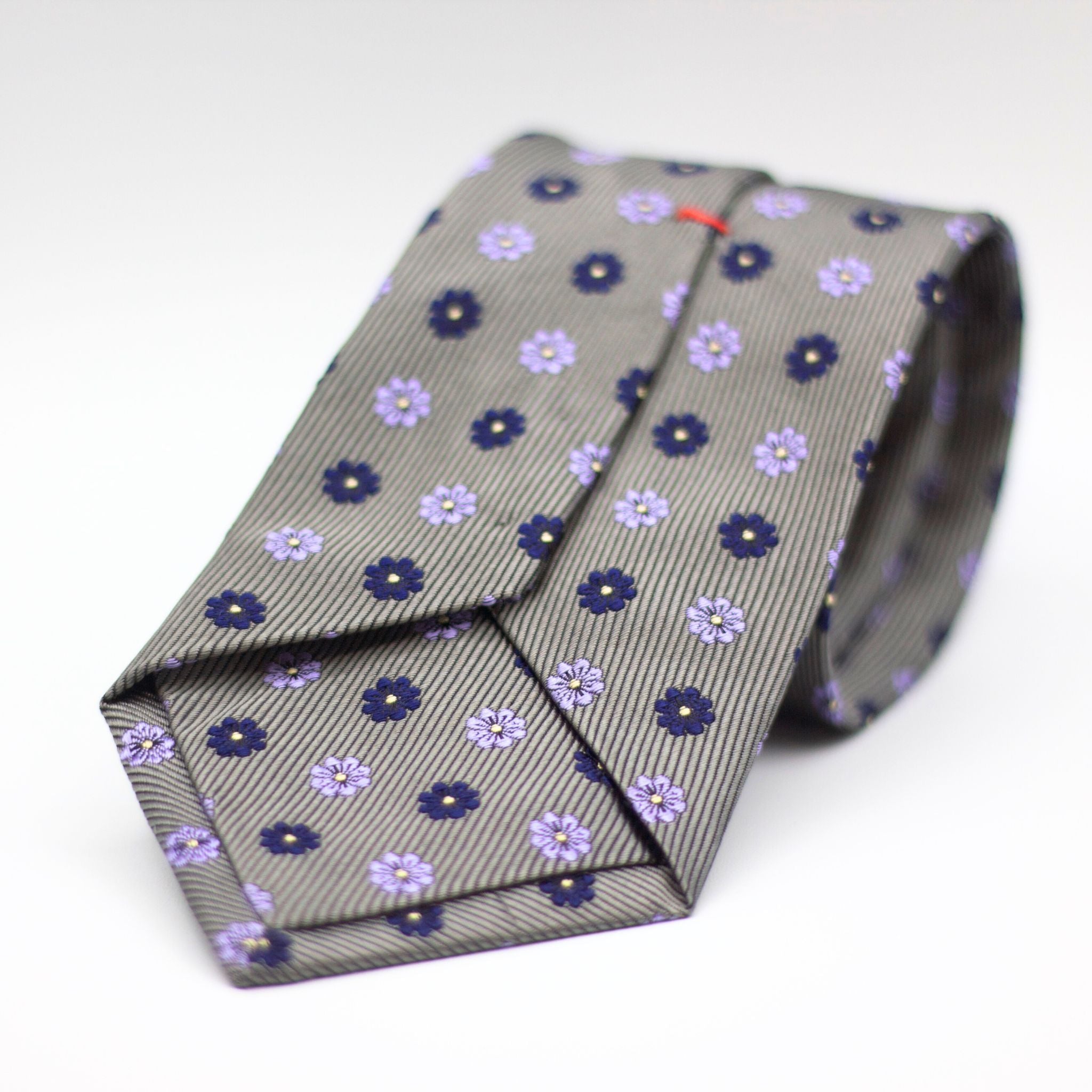 Cruciani & Bella 100% Silk Made in England Jacquard  Tipped Grey, Blue Navy and Lilac Floral Motif Tie Handmade in Italy 8 cm x 150 cm