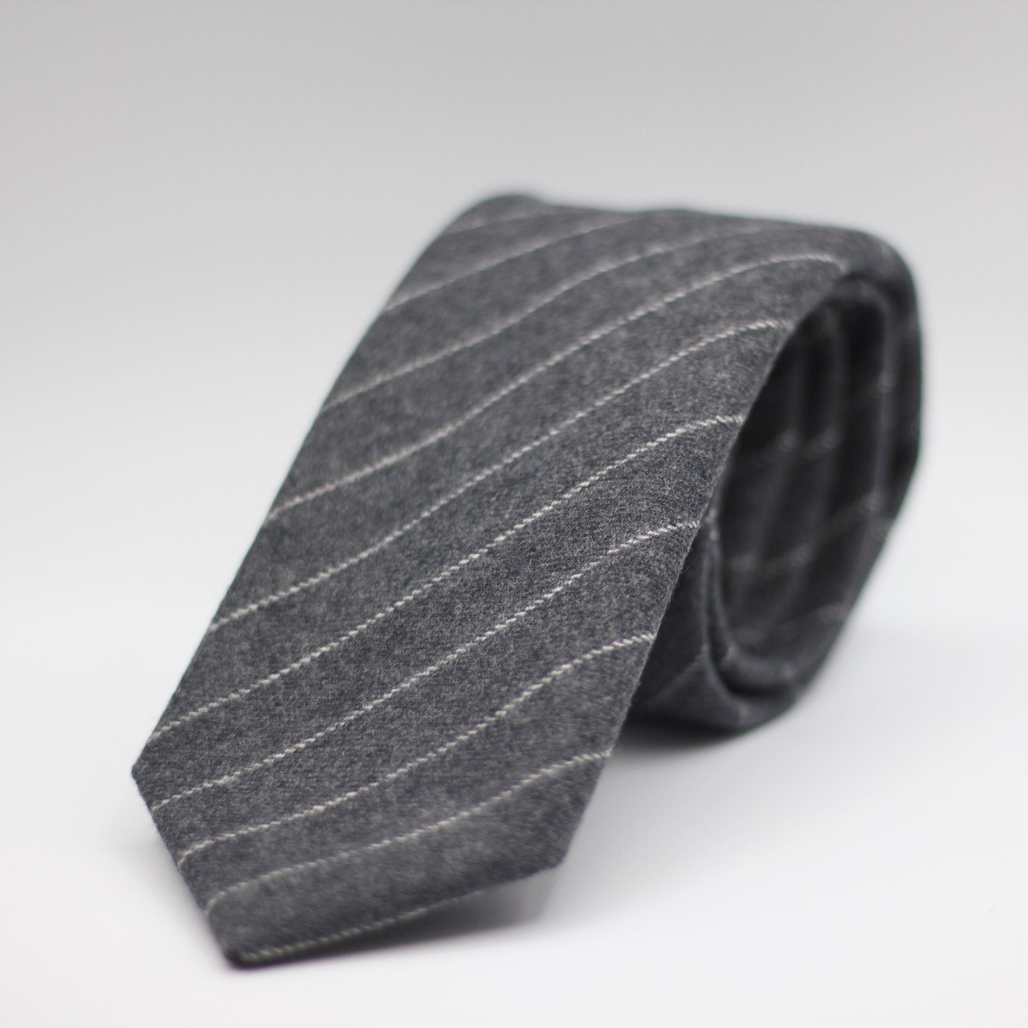 Cruciani & Bella 100% Wool  Tipped Hand rolled blades Grey, Light Grey stripes Tie Handmade in Italy 8 cm x 150 cm