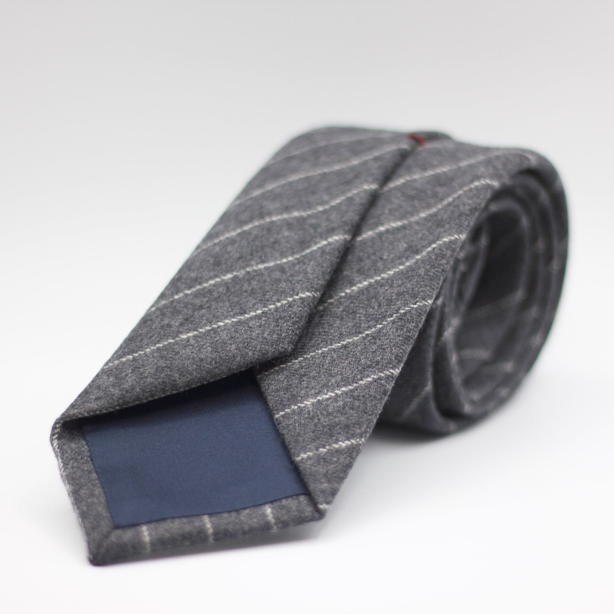 Cruciani & Bella 100% Wool  Tipped Hand rolled blades Grey, Light Grey stripes Tie Handmade in Italy 8 cm x 150 cm