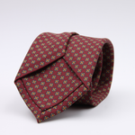 Holliday &amp; Brown for Cruciani &amp; Bella
100% printed Silk
Self Tipped
Red Wine, Green and Orange motif tie
Exclusive tie lining
Handmade in Italy
8,5 cm x 150 cm
#10403