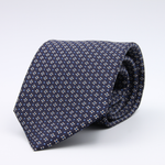 Holliday &amp; Brown for Cruciani &amp; Bella
100% printed Silk
Self Tipped
Navy Blue, Light Blue and White motif tie
Exclusive tie lining
Handmade in Italy
8,5 cm x 150 cm
#10413