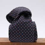 Holliday &amp; Brown for Cruciani &amp; Bella
100% printed Silk
Self Tipped
Navy Blue, Yellow, Light Blue and Red motif tie
Exclusive tie lining
Handmade in Italy
8,5 cm x 150 cm
#10416