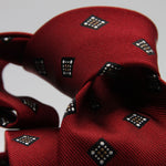 Holliday &amp; Brown for Cruciani &amp; Bella
100%&nbsp;Woven Jacquard Silk
Tipped

Red, White and Beige color motif tie
Handmade in Italy

8 cm x 150 cm
#9340