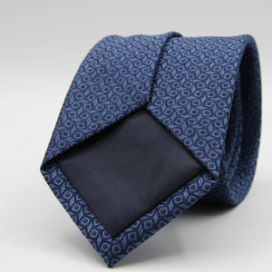 Holliday &amp; Brown for Cruciani &amp; Bella
100%&nbsp;Woven Jacquard Silk
Tipped

Royal Blue and Denim Blue color motif tie
Handmade in Italy

8 cm x 150 cm
#9343