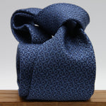 Holliday &amp; Brown for Cruciani &amp; Bella
100%&nbsp;Woven Jacquard Silk
Tipped

Royal Blue and Denim Blue color motif tie
Handmade in Italy

8 cm x 150 cm
#9343