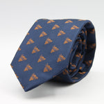 Cruciani &amp; Bella Tie
100% Woven Jacquard Silk
Handmade in Italy
Blue and Brown
Tipped
8 X 150 cm&nbsp;
#9493